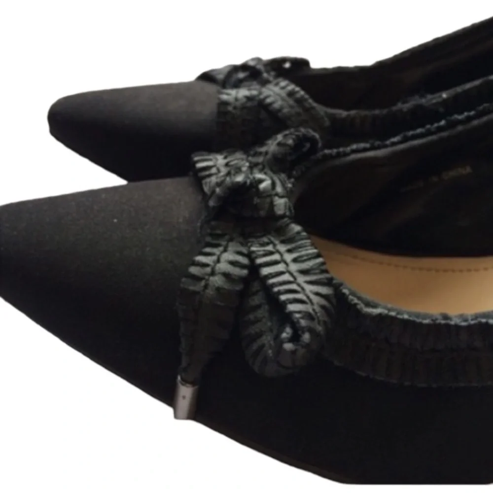 Tahari Bess Heel Pump Bow 6